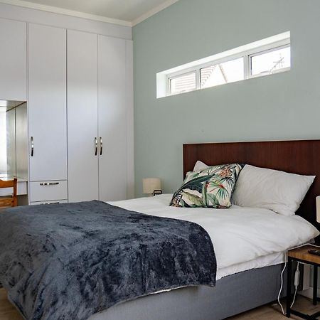 3 On Tessa Guesthouse Johannesburg Dış mekan fotoğraf