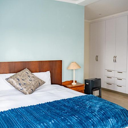 3 On Tessa Guesthouse Johannesburg Dış mekan fotoğraf