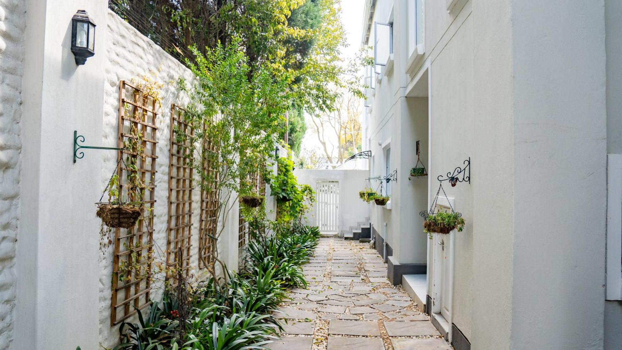 3 On Tessa Guesthouse Johannesburg Dış mekan fotoğraf